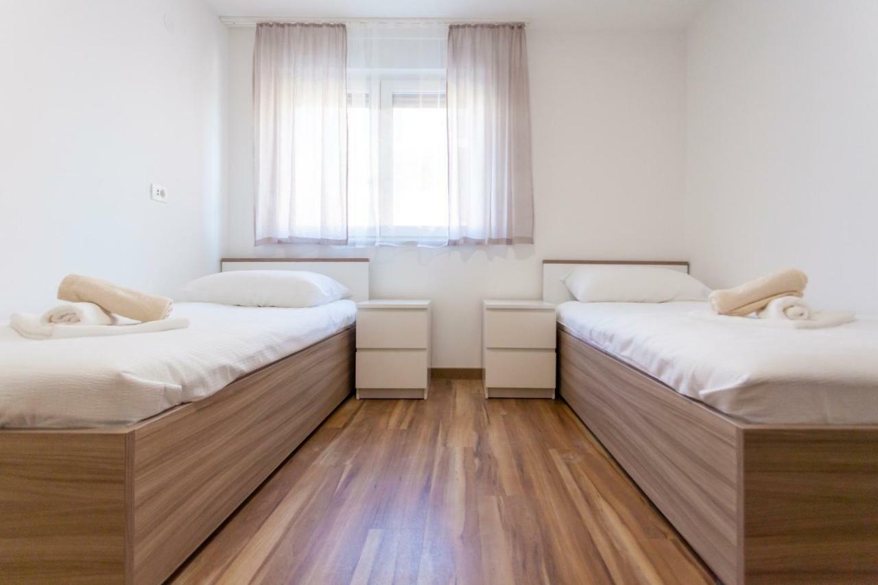 Apartments Kudec By El-Pi Tours Malinska Ngoại thất bức ảnh